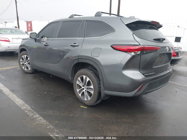 Toyota Highlander Xle 2023 5TDKDRBH2PS005597 Image 3