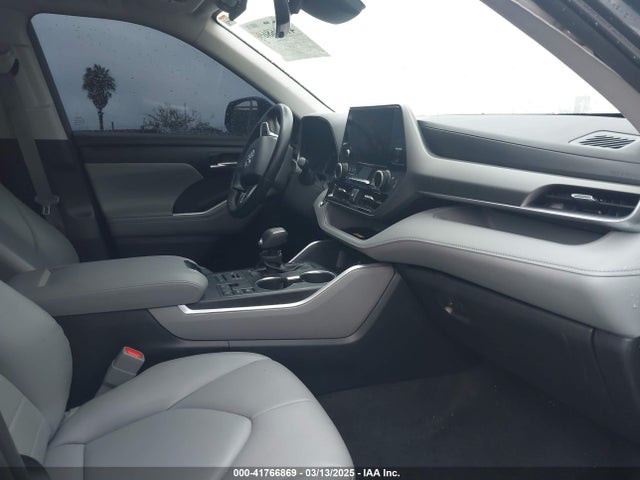 Toyota Highlander Xle 2023 5TDKDRBH2PS005597 Image 5