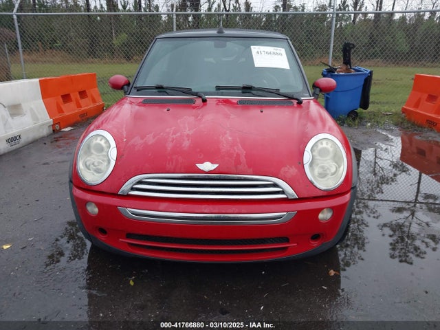 2006 MINI COOPER WMWRF33526TF64836 Photo 5