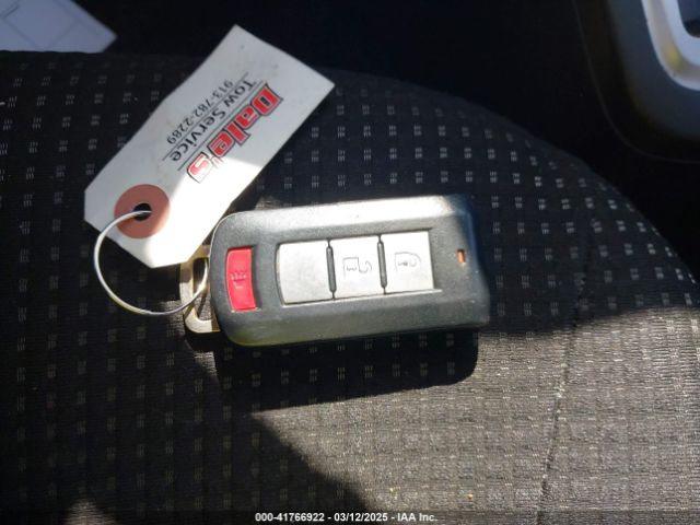 ML32A4HJ9FH049267 Mitsubishi Mirage Es/rf