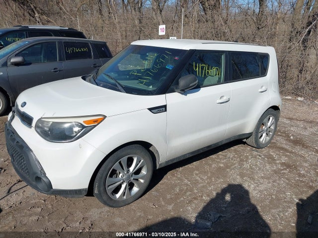 KIA SOUL + 2014 KNDJP3A53E7031558 Image 2