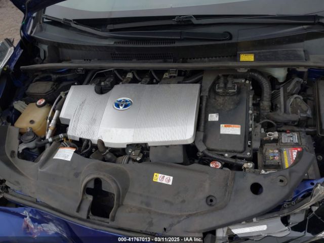 JTDKBRFU8J3067821 Toyota Prius Two