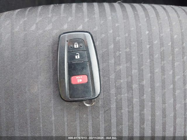 JTDKBRFU8J3067821 Toyota Prius Two
