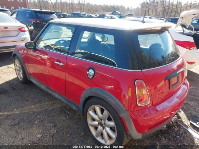 2002 MINI COOPER S WMWRE33432TD55755 Photo 2