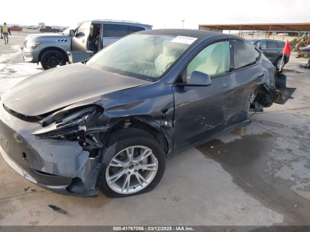 7SAYGDEE2PF609969 Tesla Model Y