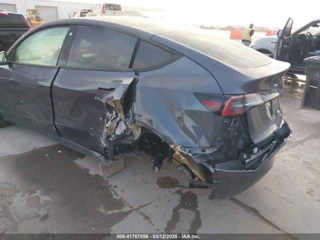 7SAYGDEE2PF609969 Tesla Model Y