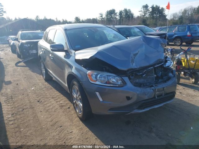2016 VOLVO XC60 YV4612RK2G2857570