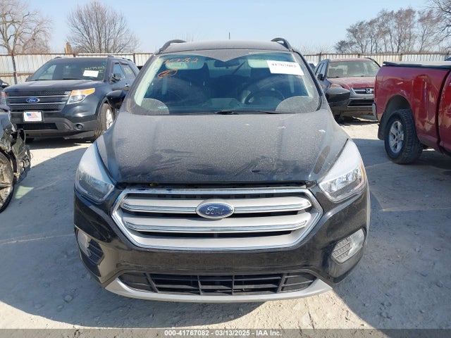 1FMCU0GD5JUA15304 Ford ESCAPE SE