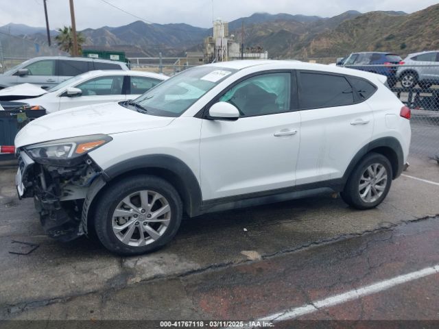KM8J23A48KU026984 Hyundai TUCSON SE