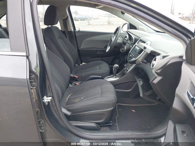 Chevrolet Sonic Lt Auto 2017 1G1JD5SG9H4120490 Image 5