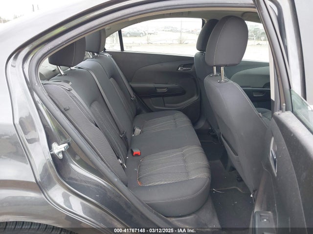 Chevrolet Sonic Lt Auto 2017 1G1JD5SG9H4120490 Image 8