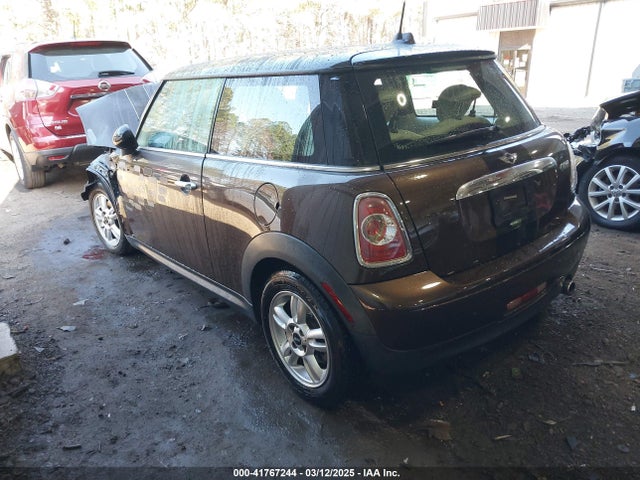 2012 MINI COOPER WMWSU3C53CT258860 Photo 2