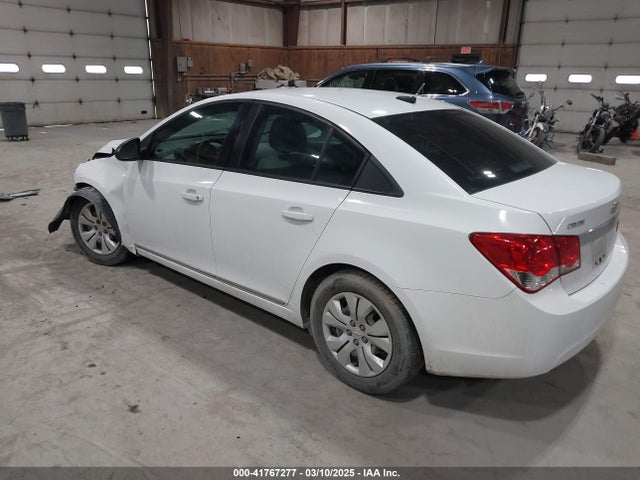 1G1PA5SG5E7207414 Chevrolet Cruze Ls Auto