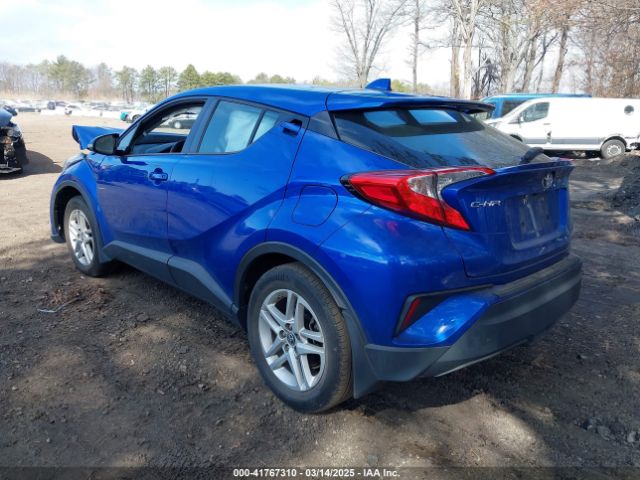 NMTKHMBX1LR108498 Toyota C-HR LE
