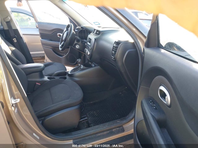 KNDJN2A27E7072328 KIA Soul