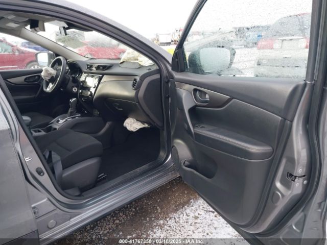 JN1BJ1AW2MW664613 Nissan Rogue Sport S Awd Xtronic Cvt