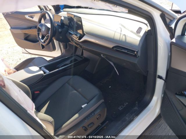 2023 VOLKSWAGEN ID.4 1V2VMPE82PC030464 Photo 4