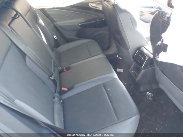 2023 VOLKSWAGEN ID.4 1V2VMPE82PC030464 Photo 7