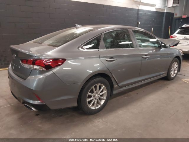5NPE24AF6KH817599 Hyundai SONATA SE