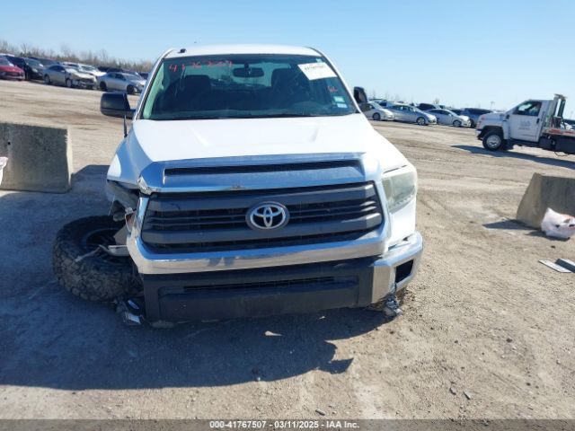 5TFEM5F18EX079486 Toyota Tundra Sr5 4.6l V8