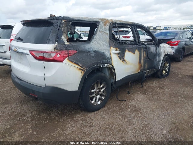 1GNERFKW9KJ231161 Chevrolet Traverse Ls