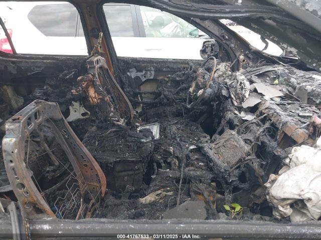 1GNERFKW9KJ231161 Chevrolet Traverse Ls