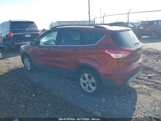 1FMCU9GX9EUB41833 Ford ESCAPE SE