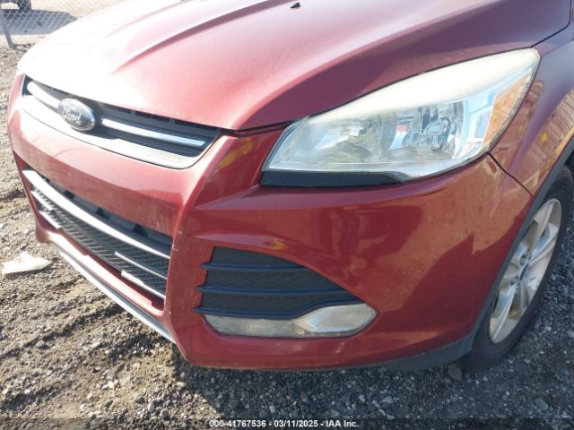 1FMCU9GX9EUB41833 Ford ESCAPE SE