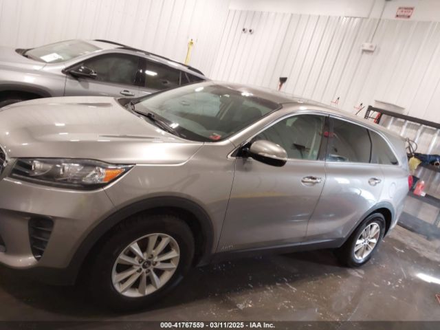 5XYPGDA55KG483686 KIA Sorento 3.3l Lx