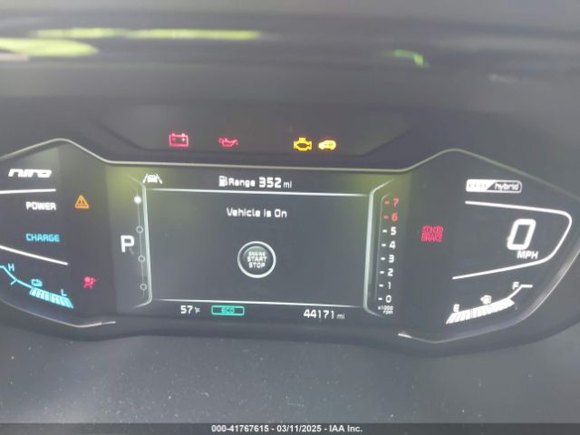 KNDCB3LC5N5548360 KIA Niro Lxs