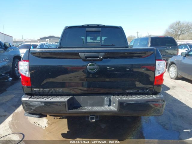 1N6AA1E60KN532663 Nissan TITAN SV
