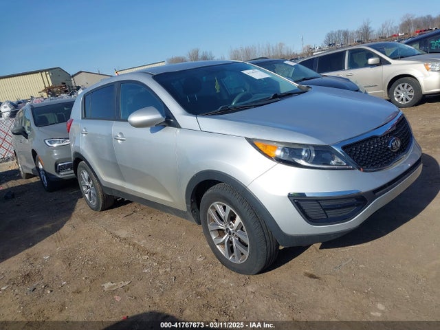 2016 KNDPB3AC5G7856365 main image