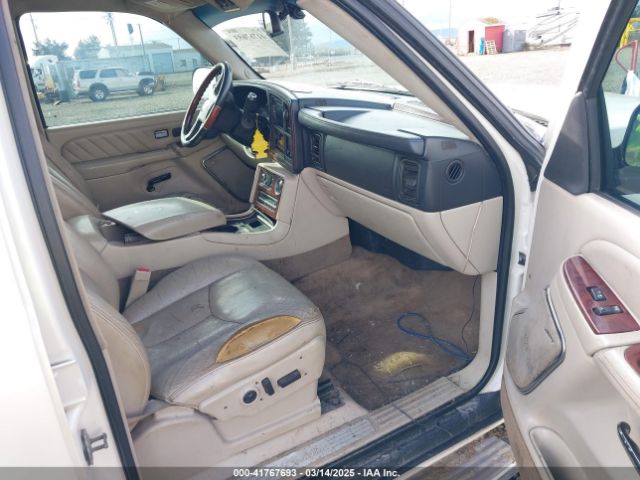 2005 CADILLAC ESCALADE ESV 3GYFK66N05G126950 Photo 4