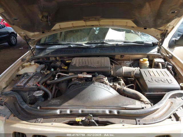 2000 Jeep Grand Cherokee Limited მანქანა იყიდება აუქციონზე, vin: 1J4GW58N0YC419352, აუქციონის ნომერი: 41767759