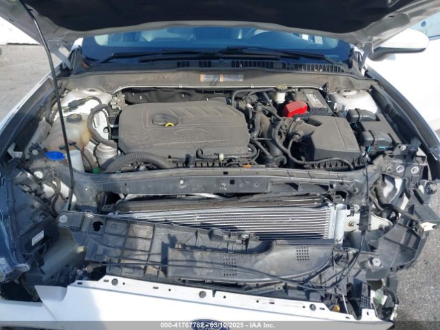 3FA6P0HD6HR312807 Ford FUSION SE