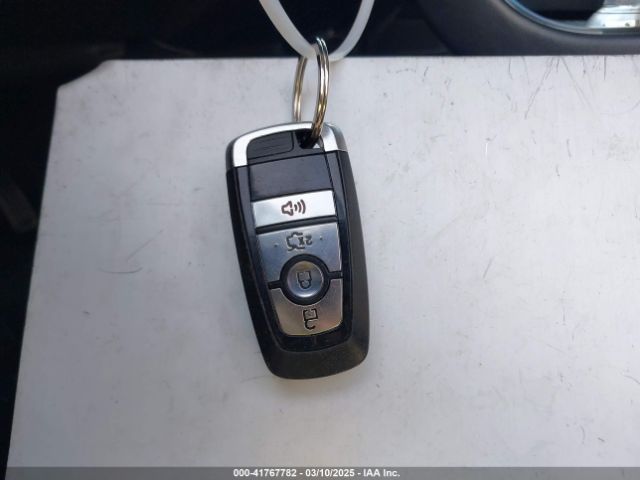 3FA6P0HD6HR312807 Ford FUSION SE