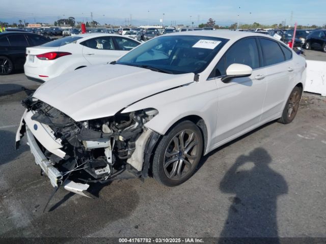 3FA6P0HD6HR312807 Ford FUSION SE