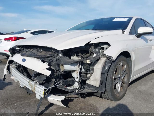 3FA6P0HD6HR312807 Ford FUSION SE