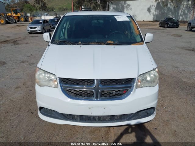 2C4RDGCG8ER357209 Dodge Grand Caravan Sxt