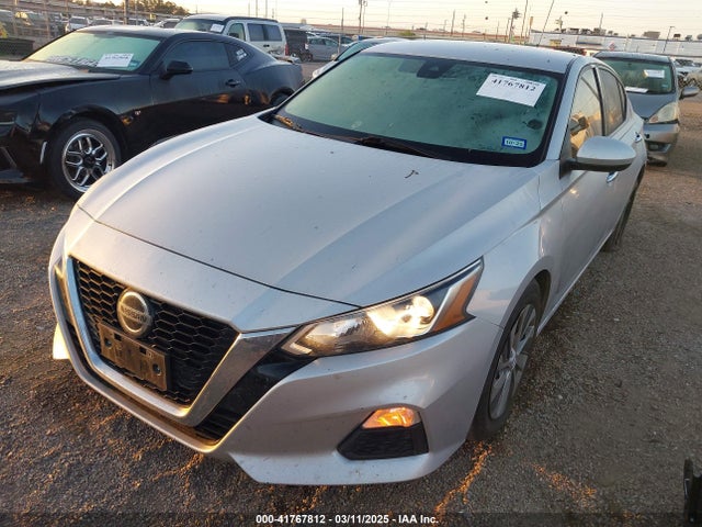 1N4BL4BV6MN310474 Nissan Altima S Fwd