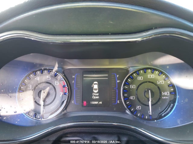 Chrysler 200 S 2015 1C3CCCBB9FN629079 Image 7