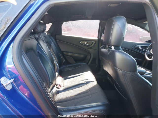 Chrysler 200 S 2015 1C3CCCBB9FN629079 Image 8