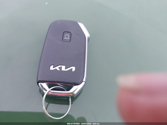 KNDJ33AU5P7194010 KIA SOUL EX
