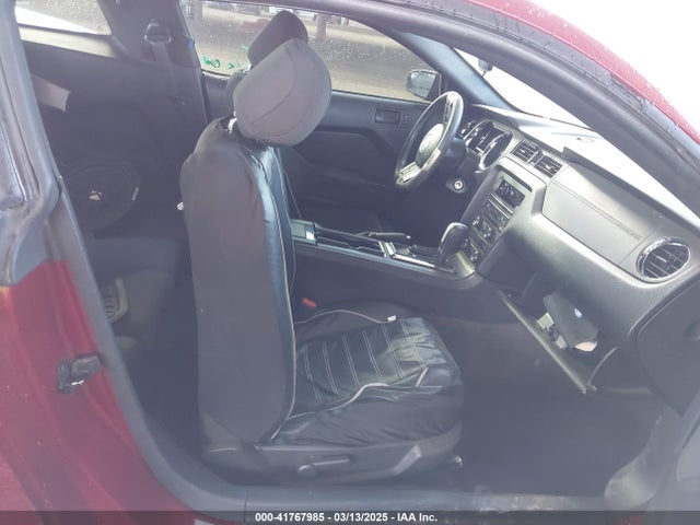 1ZVBP8AM9E5252762 Ford Mustang V6