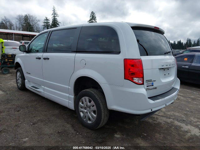 2C7WDGBG2KR801381 Dodge Grand Caravan Se