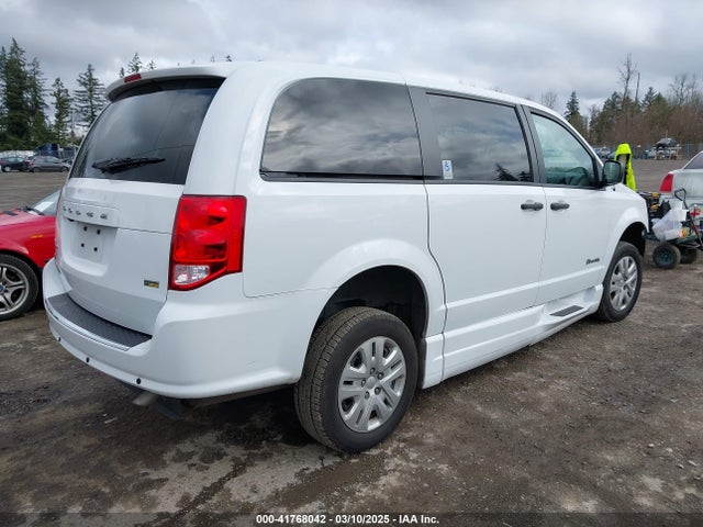 2C7WDGBG2KR801381 Dodge Grand Caravan Se