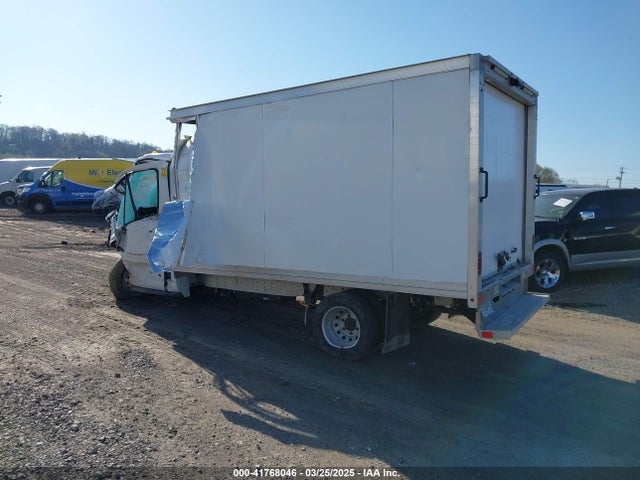 1FDBF6Z86NKA40450 Ford Transit-350 Cab