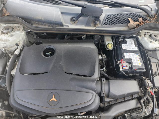 WDDSJ4EB8EN105859 Mercedes-Benz CLA