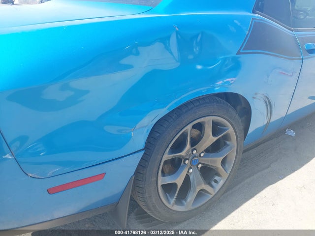 2C3CDZBT2FH914174 Dodge Challenger R/t Plus