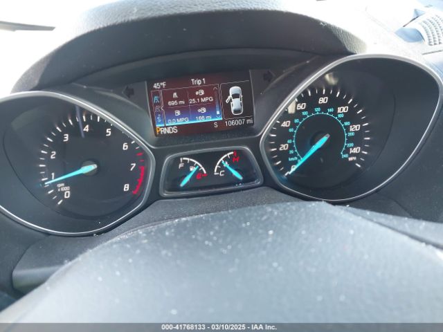 1FMCU0JX2FUB24636 Ford Escape Titanium